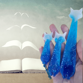 🌙 Marque-page félin en résine – Création artisanale du Sud de la France