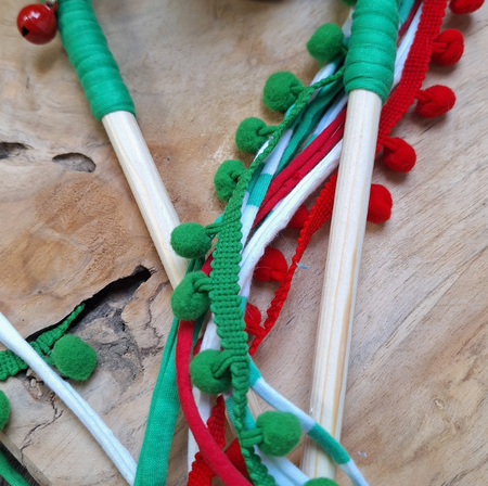 🎄 Cana de Noël “JERSY” – Jouet artisanal pour chat fait main en France